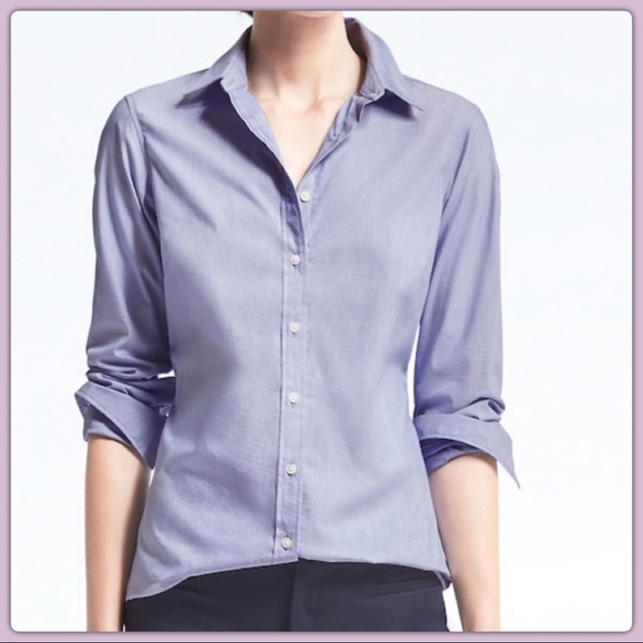 Banana Republic Tops - BANANA REPUBLIC Lavender fitted Button Down blouse